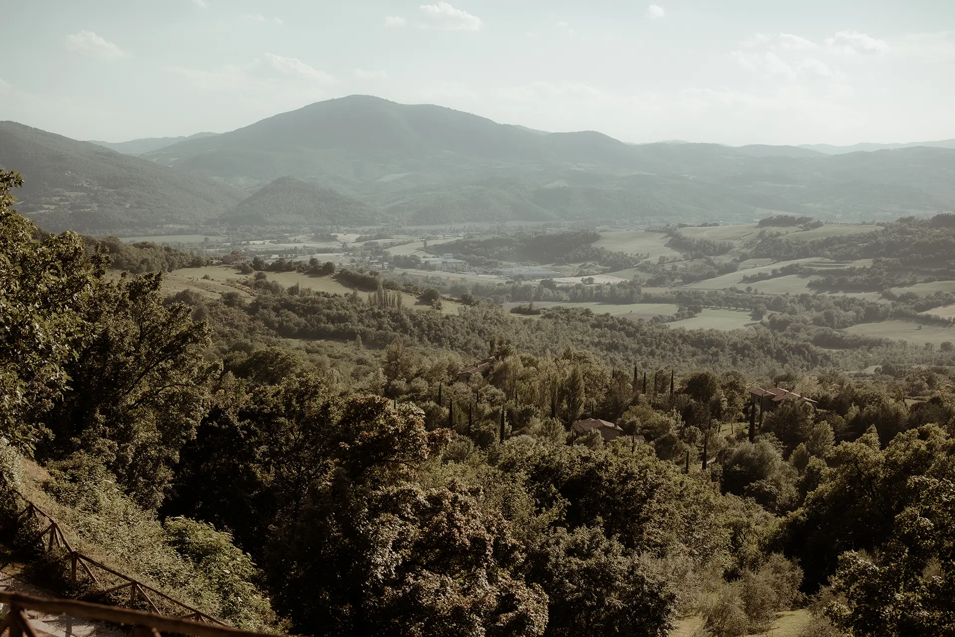 The scenic landscape of the Gubbio area